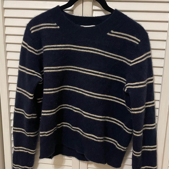 Reformation Dana Cashmere Crew Sweater - Picture 3 of 3